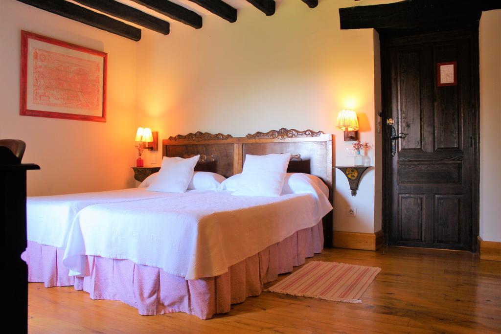 Готель La Casona De Suesa Номер фото